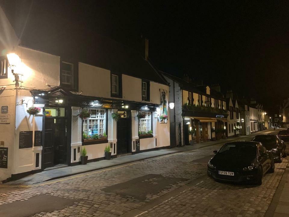 The Stag Head Hotel — Photos 1